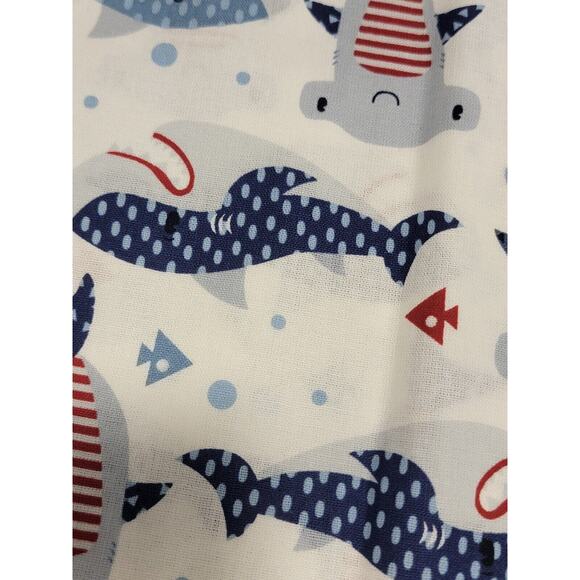 Cartoon Shark Great White Hammerhead Cotton Fabric 1 Yard 32 Inches New - Picture 5 of 7